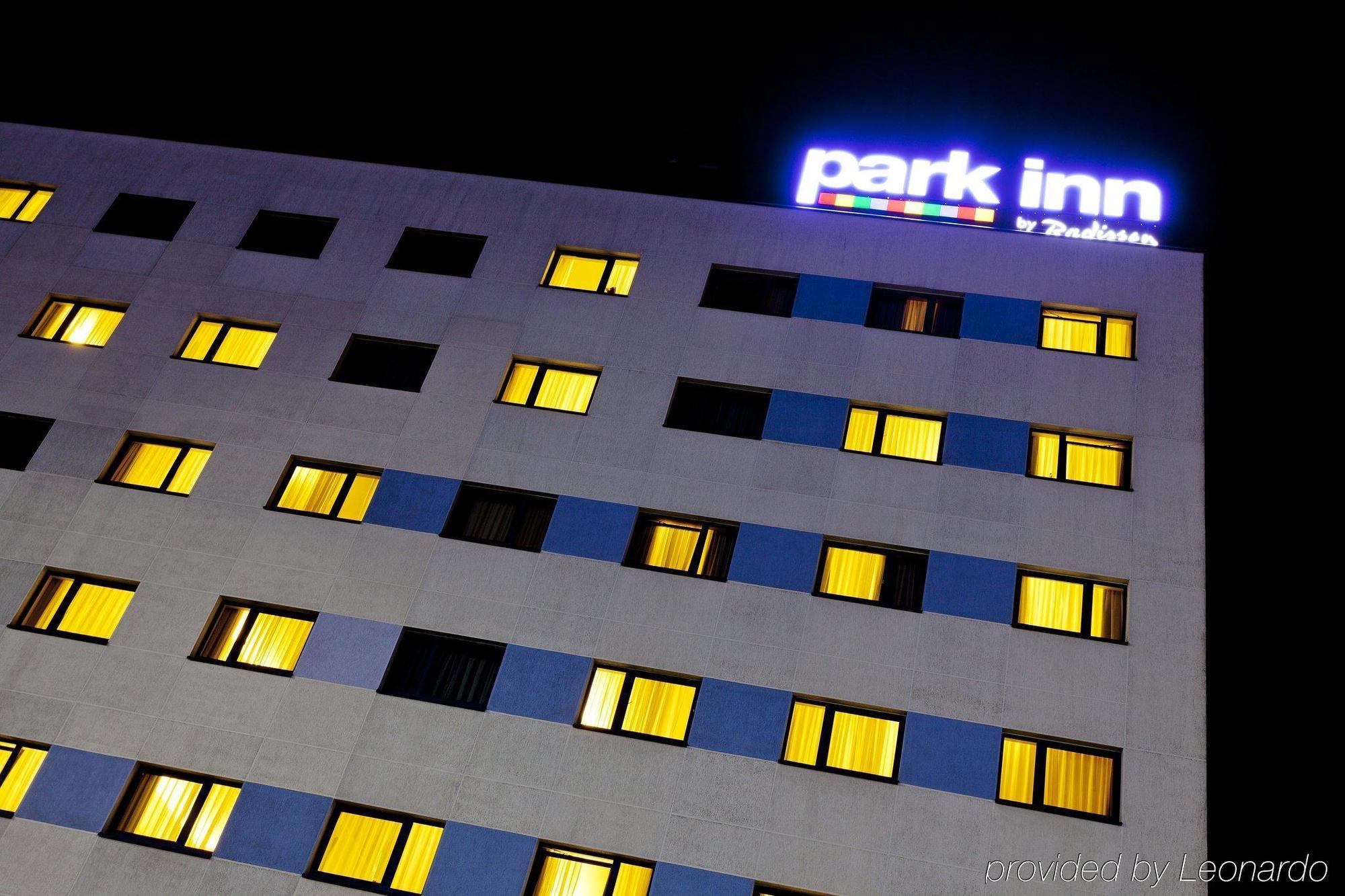 Green Park Hotel Вильнюс Экстерьер фото