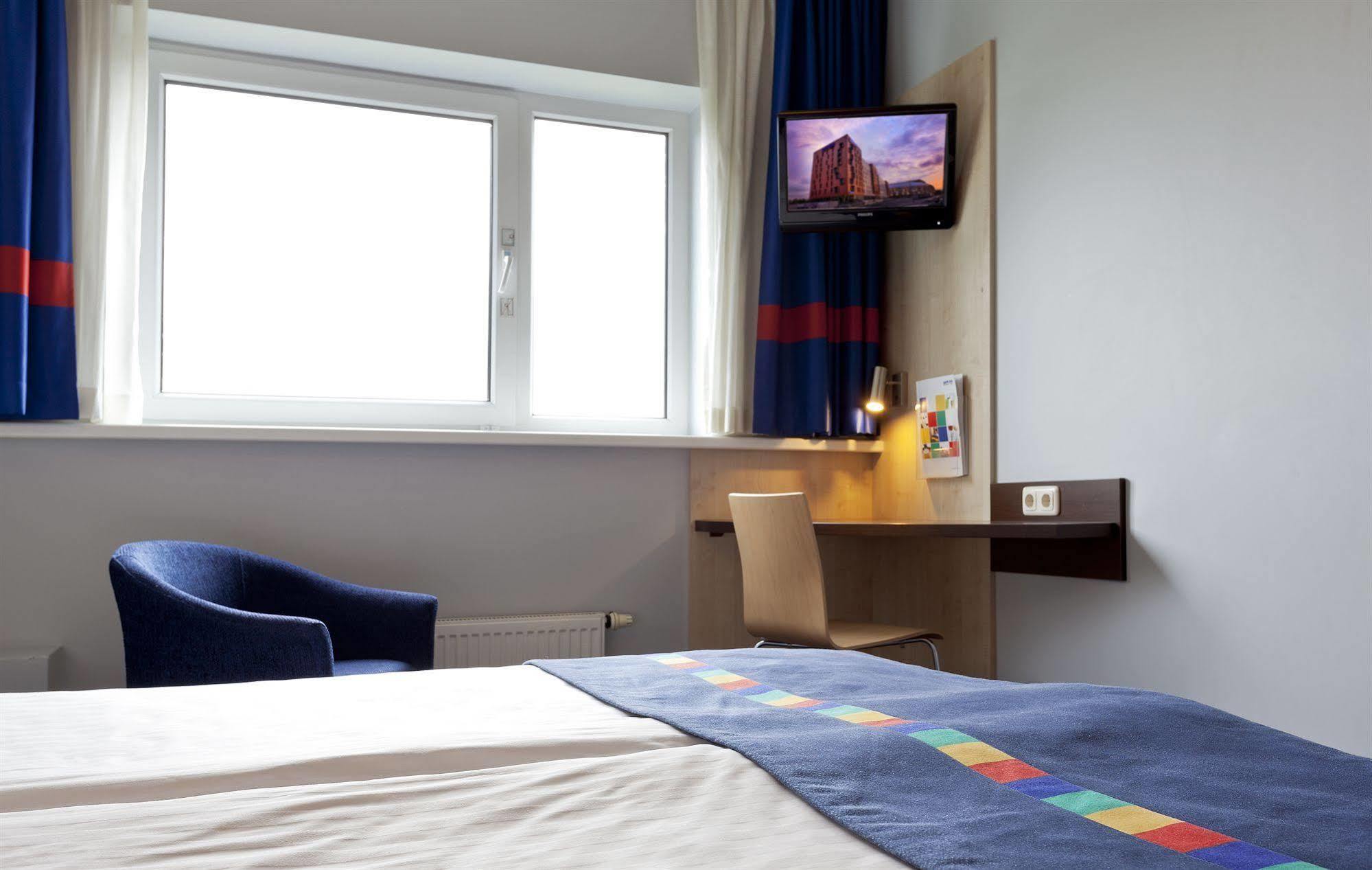 Green Park Hotel Вильнюс Экстерьер фото