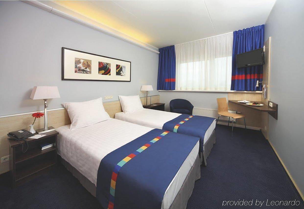 Green Park Hotel Вильнюс Экстерьер фото