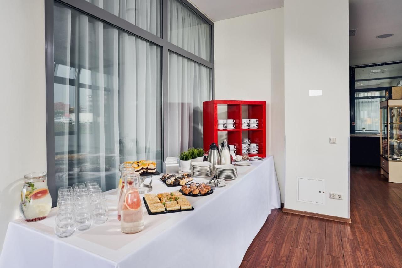 Green Park Hotel Вильнюс Экстерьер фото