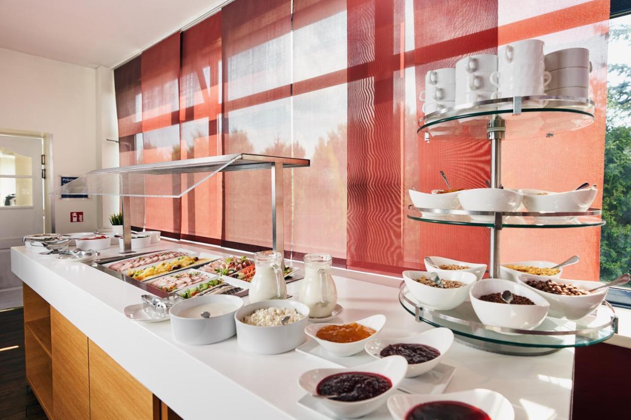 Green Park Hotel Вильнюс Экстерьер фото