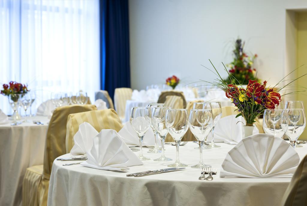 Green Park Hotel Вильнюс Экстерьер фото
