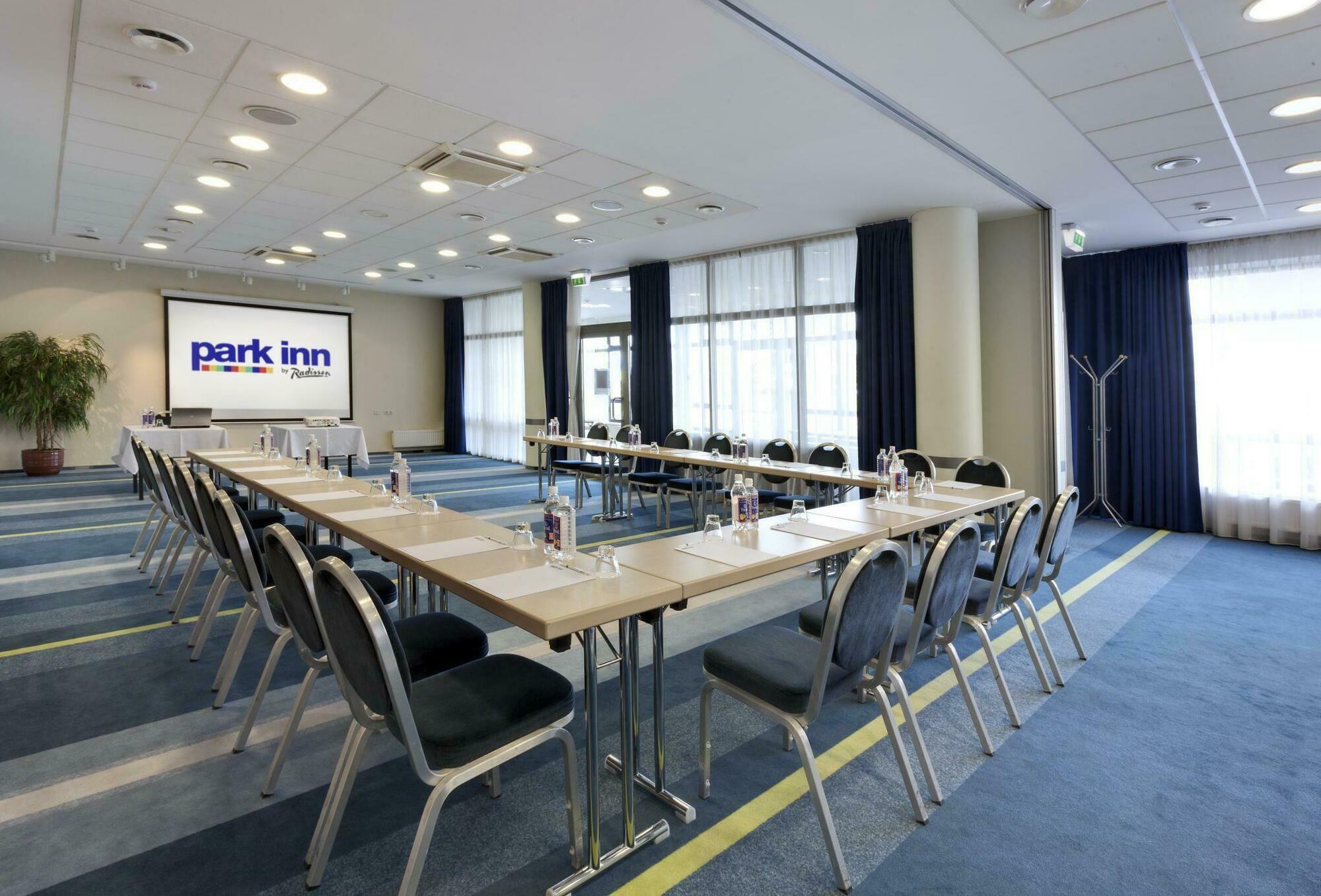 Green Park Hotel Вильнюс Экстерьер фото